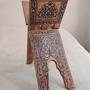 Draagbaar leesbureau heilige koran, leesstandaard voor boeken, gesneden houten lessenaar, cadeau voor moslim, houten koranhouder, islamitisch huwelijkscadeau