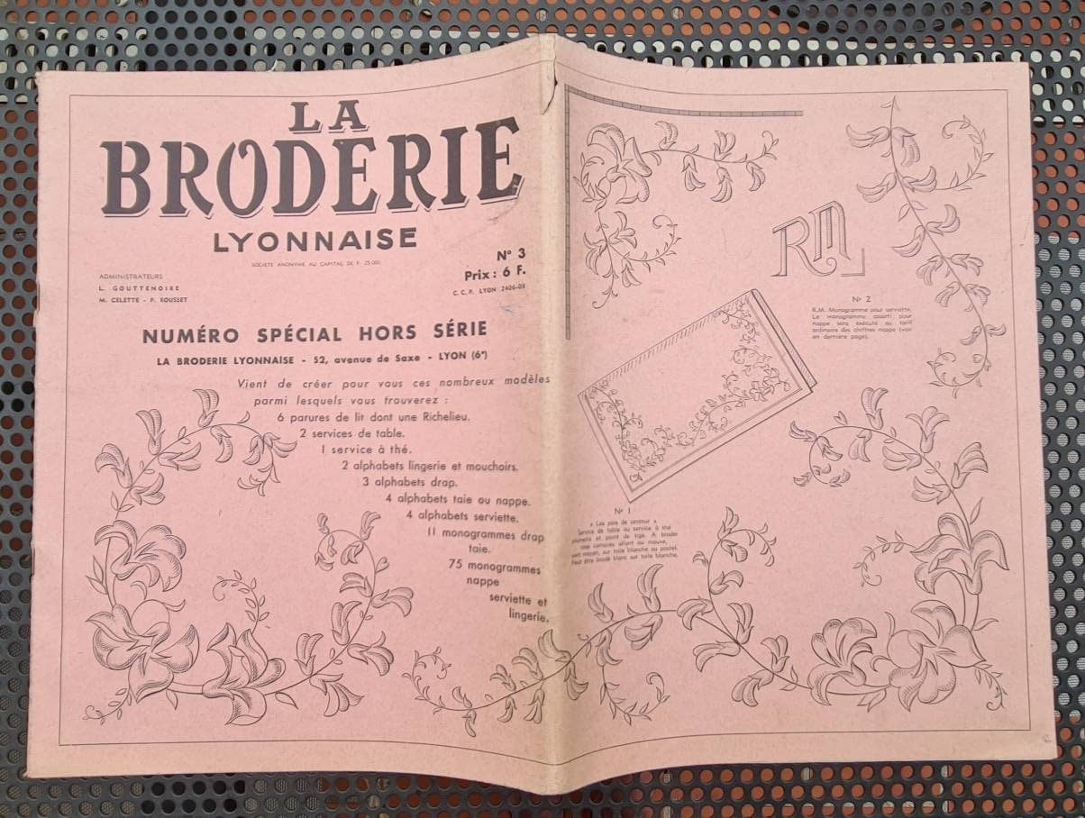3 ANCIENS JOURNAUX LA BRODERIE LYONNAISE 1953 VINTAGE EMBROIDERY PATTERNS