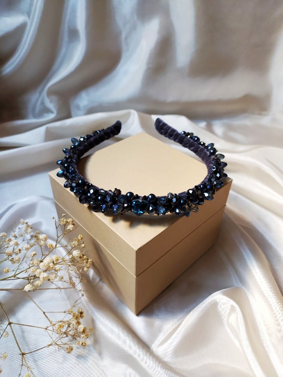 Blue and Black Stone Headband Gold Tone Women main image 3