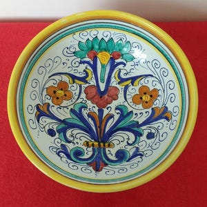 Deruta pottery Italy 7.25’’ Bowl hand painted Italian ceramic