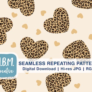 Könnte beinhalten: Ein nahtloses sich wiederholendes Muster mit Leopardenmusterherzen auf einem hellbeigen Hintergrund. Kleinere beige Herzen sind über das gesamte Muster verteilt.
