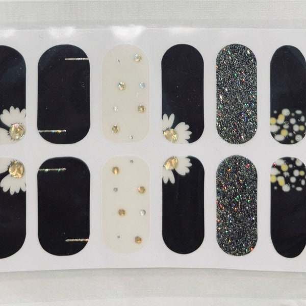 Spring Summer Daisy Nail Wraps, Nail Polish Strips, Nail Stickers with Flowers