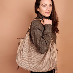 Handgeweven beige leren hobotas: Italiaanse schoudertas