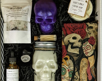 Gothic Spa Gift Set | Halloween Gift Box | Spooky Self Care Kit | Witchy Bath & Skull Candle Set | Gothic Gift for Her