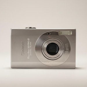 Canon PowerShot SD790 IS 10MP Digital Camera Y2K Digicam + SD Card Tested