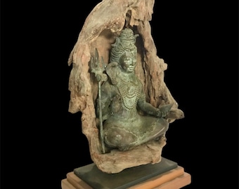 シヴァ神 ブロンズ像 南インドのチョーラ朝時代の踊るシヴァ神（ナタラージャ）のブロンズ像