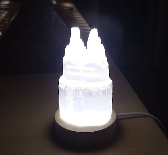 セレナイトのダブルタワー、照明に最適、ライトベースなし - Etsy 日本