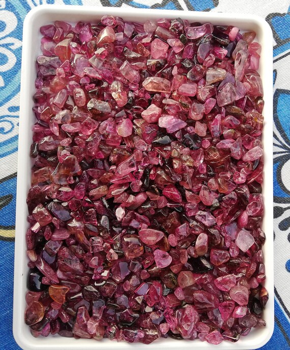 Lot de 32 Rhodolites de Madagascar VS 0.60 carat 1.4 mm | Precious Stories