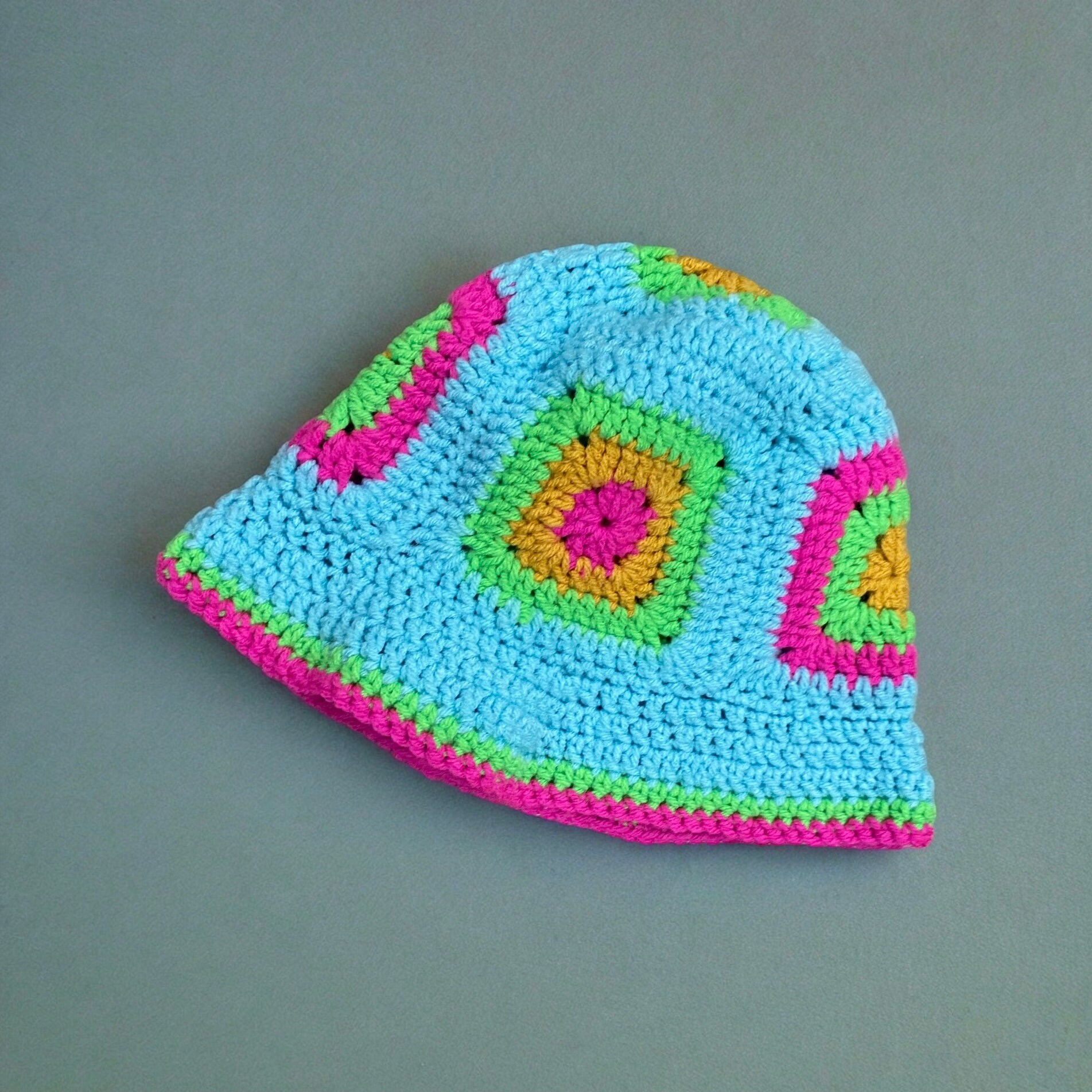 Packable crochet granny square bucket hat