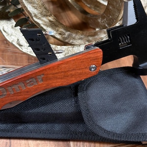 Personalisiertes Multi-Tool-Geschenk für Ihn - Trauzeugen Geschenk, Vatertagsgeschenk, Freundgeschenk, Ehemanngeschenk, kundenspezifisches Werkzeug für Männer