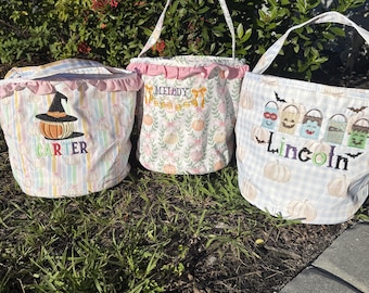 Custom Embroidered Halloween Bucket, Personalized Trick or Treat Bag for Kids, Pumpkin Candy Bag, Fall Gift Idea, Candy Tote for Kids