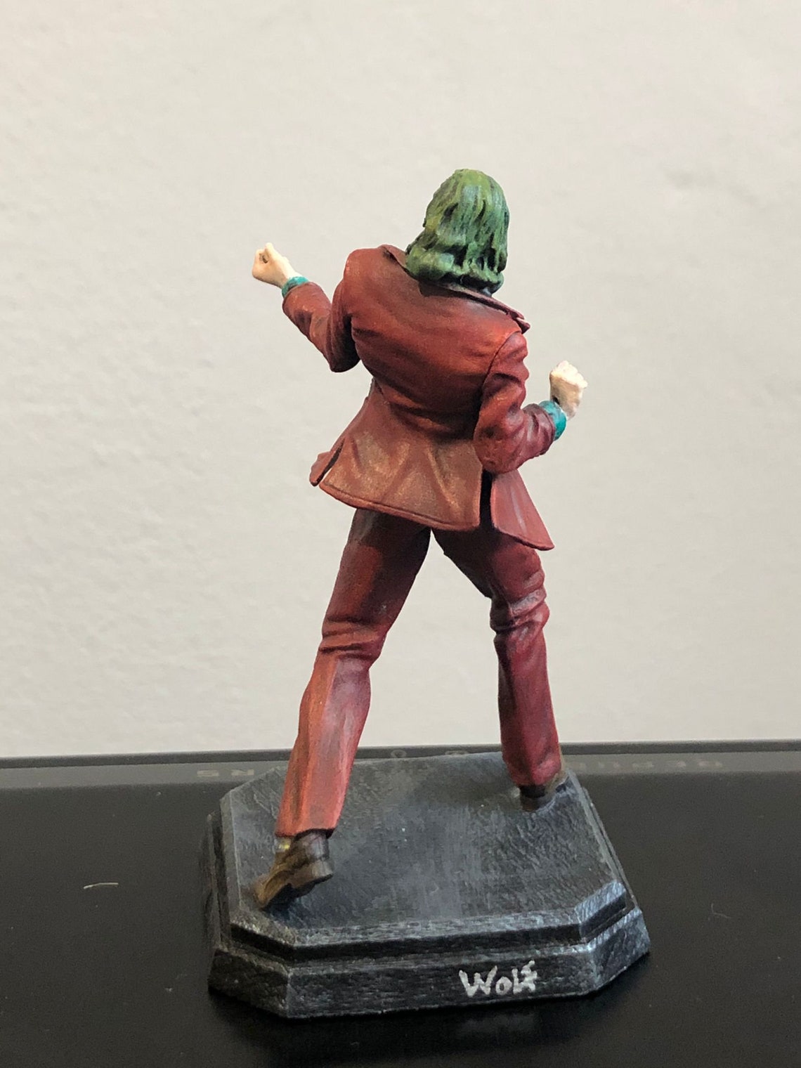 joker resin statue