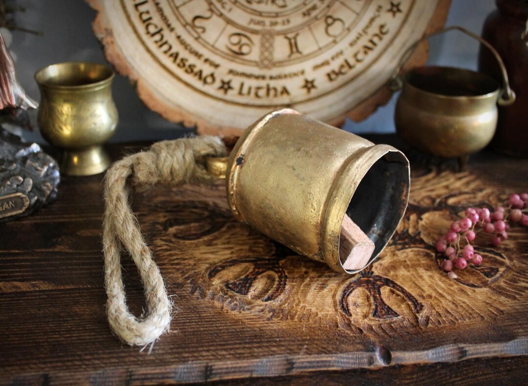 Large Rustic Cow Bell on Jute Rope - Handmade Farmhouse Hanging Metal ...