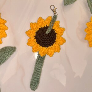 Portapendientes de girasol