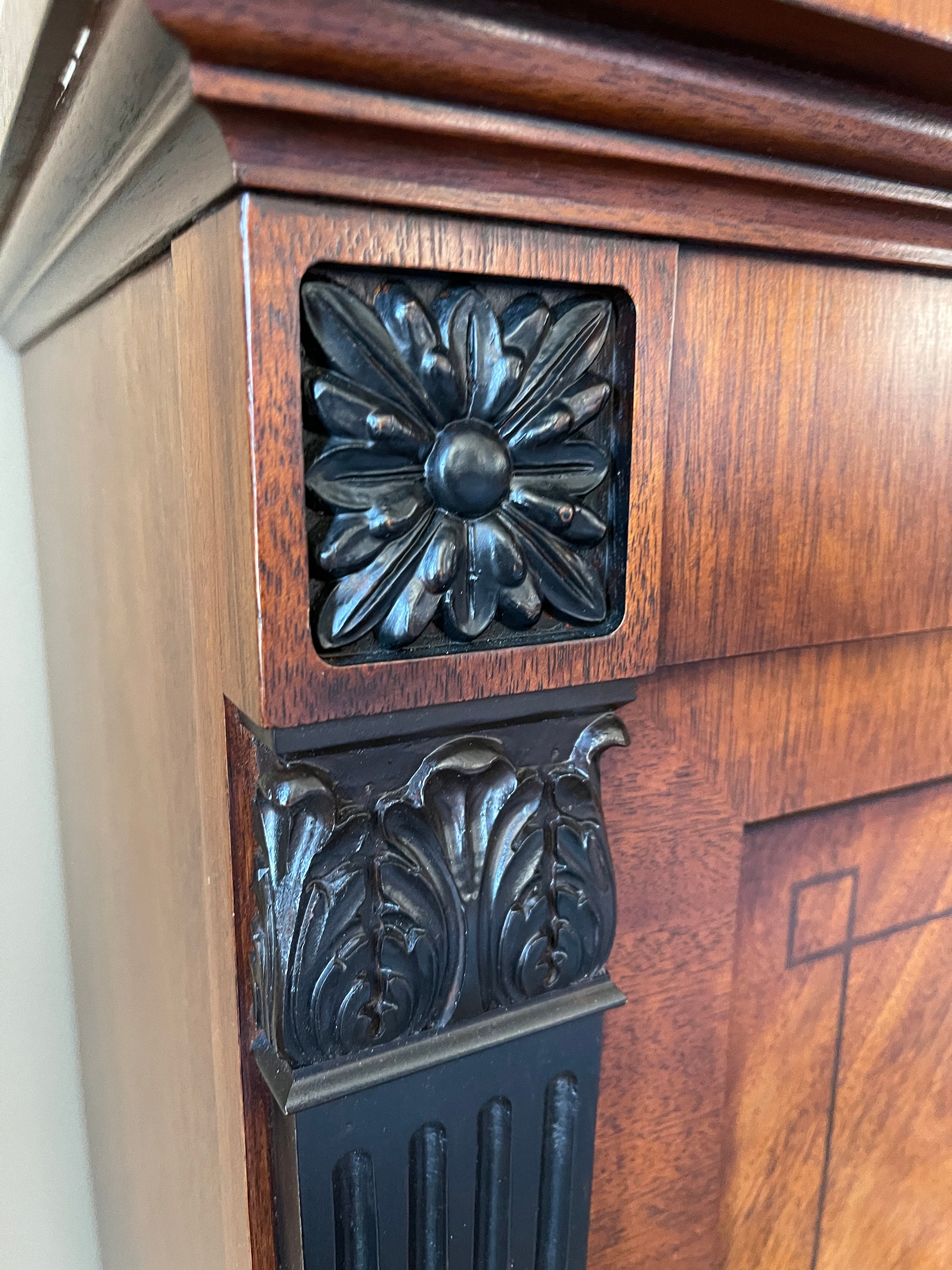 Baker Neoklassisches Mahagoni-Buffet | Etsy