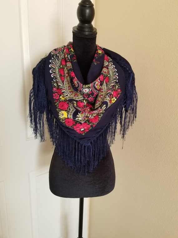 Women Floral Shawl - Traditional Wool Scarf - Wome