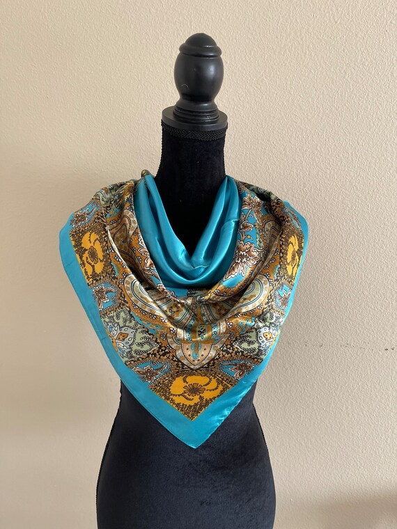 Il Mondo Di Angelo Silk Bandanna Neck Scarf / Vintage Designer 