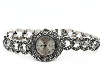 Montre-bracelet pour femme en argent sterling 925. Montre-bracelet à quartz marcassite et pierres précieuses