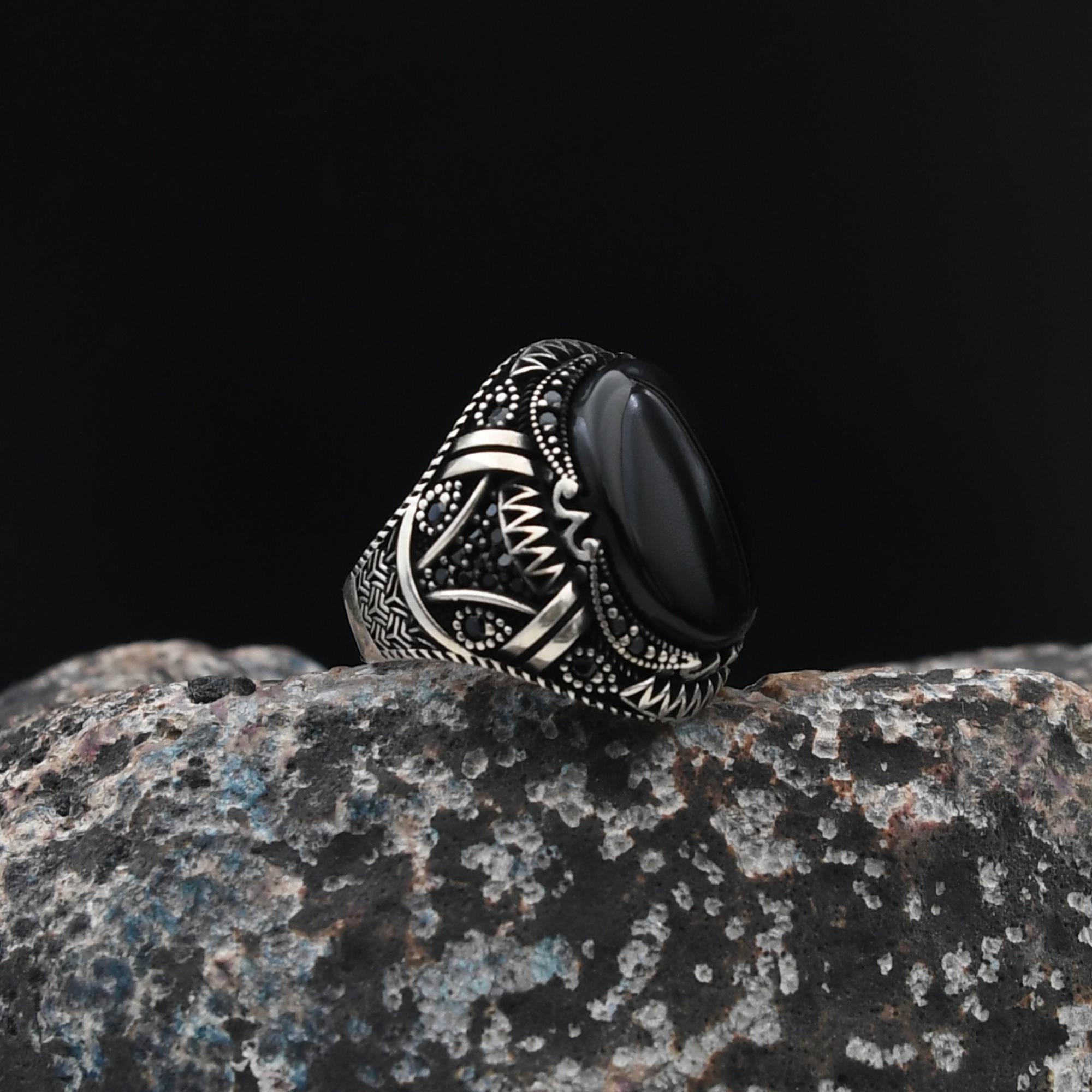 Black Onyx Gemstone Men Silver Ring, Vintage Styled, Hand-engraved