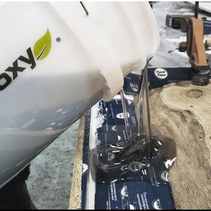 Epoxy pour pail