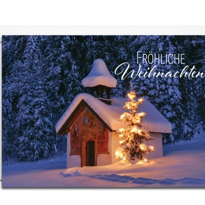 Duitse kerstkaart - Fröhliche Weihnachten (met sneeuw bedekte boskapel met kerstboom)