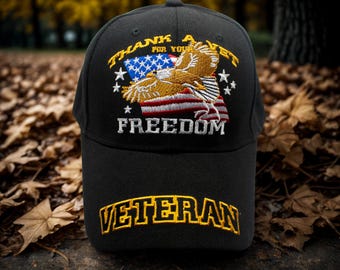 Gorra de veterano de la libertad. Gorra de béisbol negra con águila calva bordada, bandera estadounidense y la inscripción "Veteran". Gorra militar patriótica. Gorra de EE. UU.