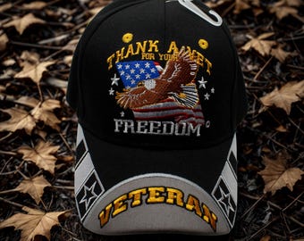 Gorra de veterano de la libertad. Gorra de béisbol negra con águila calva bordada, bandera estadounidense y la inscripción "Veteran". Gorra militar patriótica. Gorra de EE. UU.