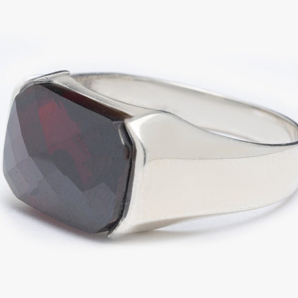 Silver Red Garnet Ring / Polishing Silver Men's Jewelry / Natural Red Garnet / Birthstone Ring / Silver Rings / Gift Boss / Boyfriend Gift