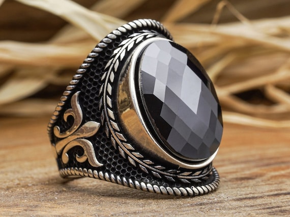 Fleur de Lise Onyx Ring Black Onyx Men Ring Onyx Patterned Ring Special Design Silver Ring Mens Ring Gift For Him Cadeau danniversaire Etsy France