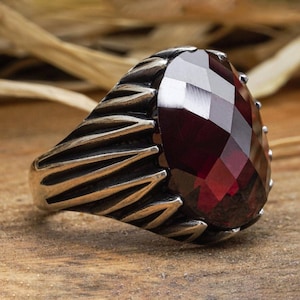 Handmade Red Garnet Sterling Silver Ring - Minimalist Men&#39;s Jewelry