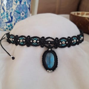 Bohemian Macrame Choker With Labradorite Stone,Boho Choker,Blue  Flash Labradorite Choker,Macrame Necklace,Hippie Choker,Unique Labradorite