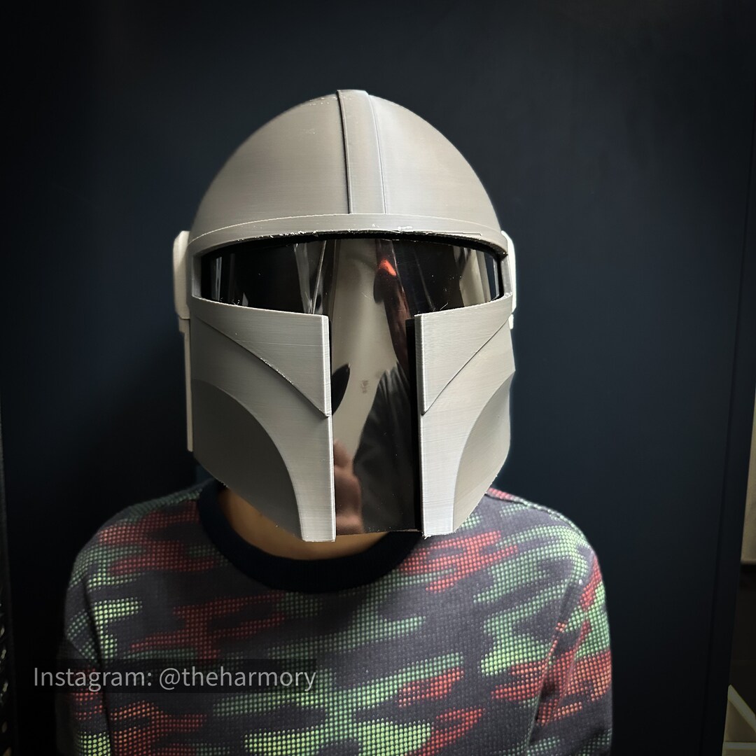 3D Printed youngling / Kid Helmet as Seen N Mandalorian Season 3. Star