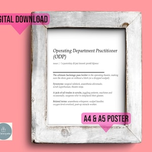 Peut inclure: Une affiche imprimable avec un fond blanc et du texte noir. L'affiche définit le rôle d'un praticien du service opératoire (ODP) comme le "titulaire du laissez-passer ultime en coulisses" dans le bloc opératoire. L'affiche est disponible en format A4 et A5.