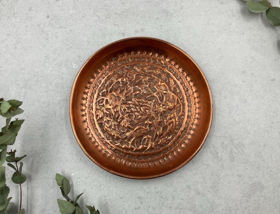kupfer-wandteller-kupferteller-mit-pfau-relief-dekor-etsy