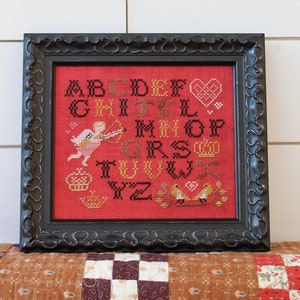 Sampler de Cupido, patrón primitivo de punto de cruz de San Valentín, PDF/ Patrón de punto de cruz digital, San Valentín, tortolitos, cupido, corazón