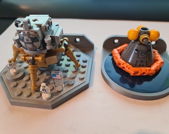 Wall holder for: Mini models of the Lego Saturn V #92176 #21309