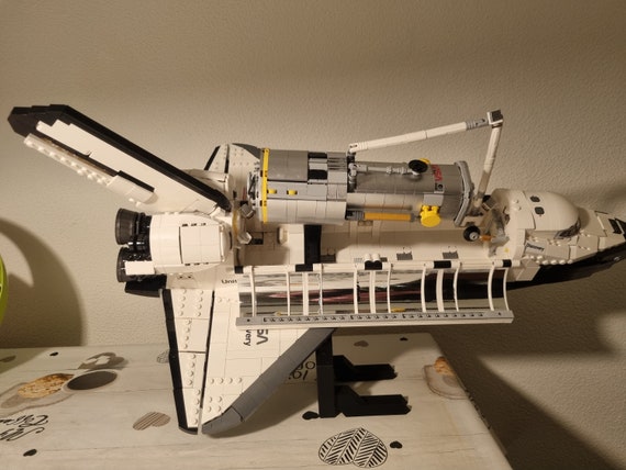 Wall Holder For: Lego NASA Space Shuttle Discovery (#10283) + 2in1