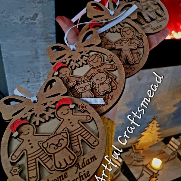 Gingerbread Family Bauble, Christmas Decoration, Personalised Wooden Bauble , Engraved Xmas Ornament, Christmas Tree