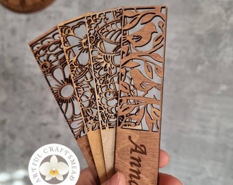 Gepersonaliseerde gegraveerde houten bladwijzer, cadeau voor een boekenliefhebber, cadeau moeder vader, verjaardagscadeau voor vriend, aangepaste bladwijzer, pensioencadeau,