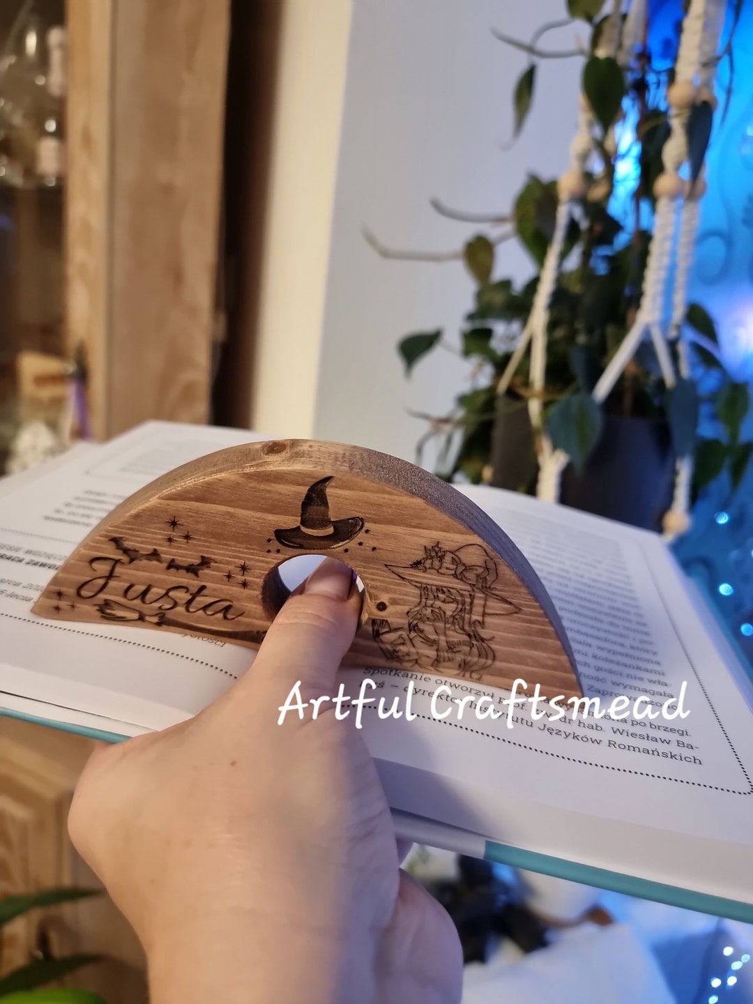Personalized Wood Reading Assistant Thumb Page Holder One Hand Book