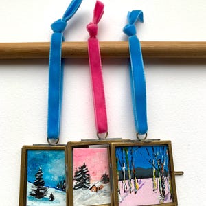 Mini cornice in ottone con dipinto originale - piccolo ornamento regalo di compleanno/primo Natale