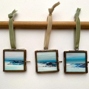 Mini cornice in ottone con dipinto originale di paesaggio marino - piccolo regalo di compleanno/Natale/regalo di ringraziamento