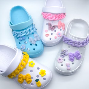 Crocs chain sets of 10 pcs . Pastel crocs chains sets