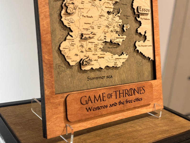 Carte en bois 3D spéciale de la Maison du Dragon, Westeros et Essos