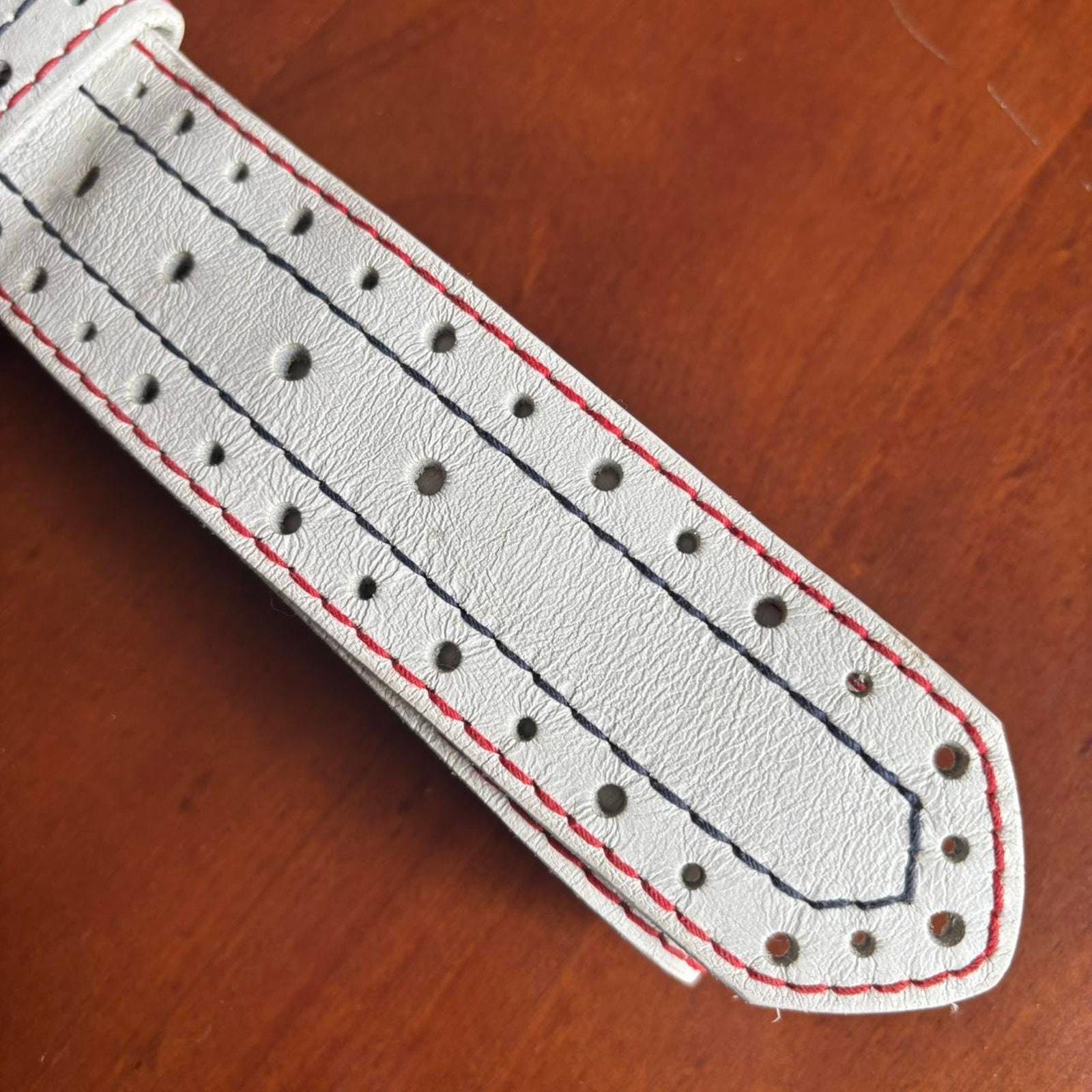 Vintage White Leather Low Rise Belt Medium 34 / 35 Y2K American Patriotic Summer USA Flag Aston White Golf Ratchet Belt 1.38 main image 3