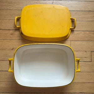 Vintage 1970&#39;s Dansk Jens Quistgaard Ore Cast Iron Enamel Dutch Oven Yellow 5 Quarts