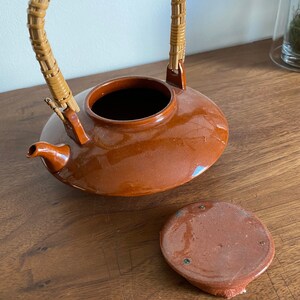 Vintage Japanese Antique 1960's Satsuma Ceramic Kyusu Hohin Pottery Tea Pot Red Bent Wood Handle Hagi Ware Sencha Red Rare image 3