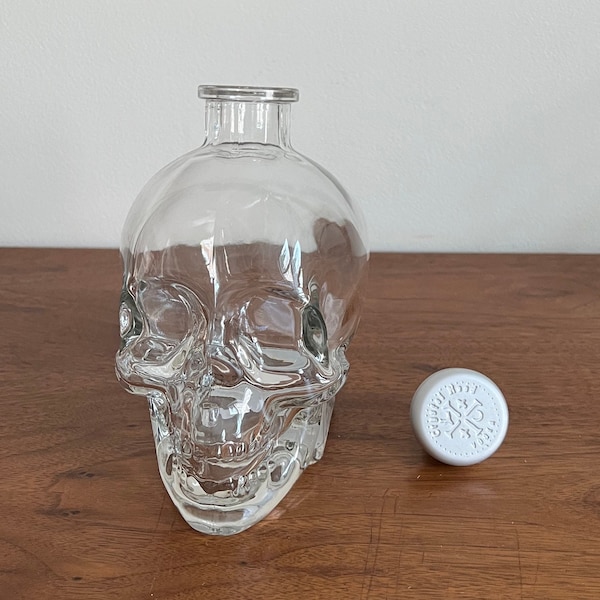 Vodka Crystal Head, verre transparent, crâne, bouteille vide, 750 ml, bougeoir, vase à fleurs, gothique, conçu par l'artiste John Alexander et Dan Aykroyd
