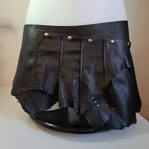 Micro jupe ceinture plissée en cuir marron style guerrière viking, jupe de pantalon, pièce unique de créateur cousue à la main en France