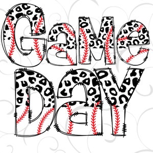 Puede incluir: Texto en estampado de leopardo blanco y negro que dice "Game Day" con costuras de béisbol rojas.